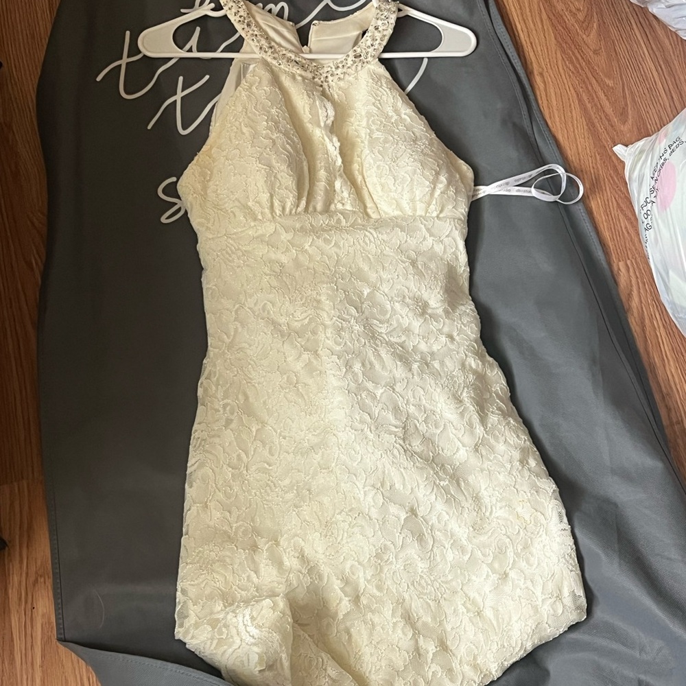 Elegant Cream Lace Women's Intimate